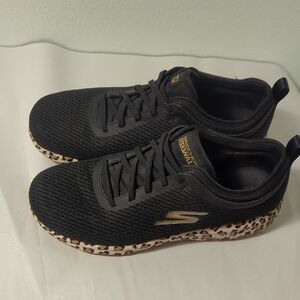 Sketchers Quiet Lynx GoWalk Women's Shoes